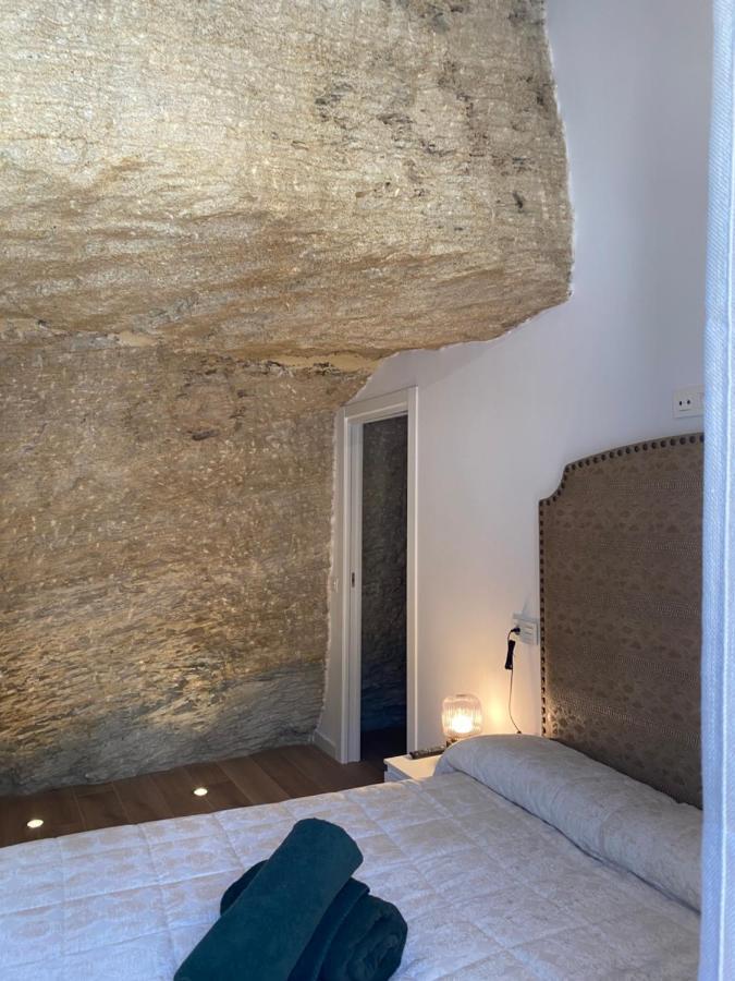 Casa Cueva “El Refugio En La Cueva” Villa Setenil De Las Bodegas Eksteriør bilde